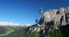 alta-badia-austiegsanlage-gondel-groedner-joch